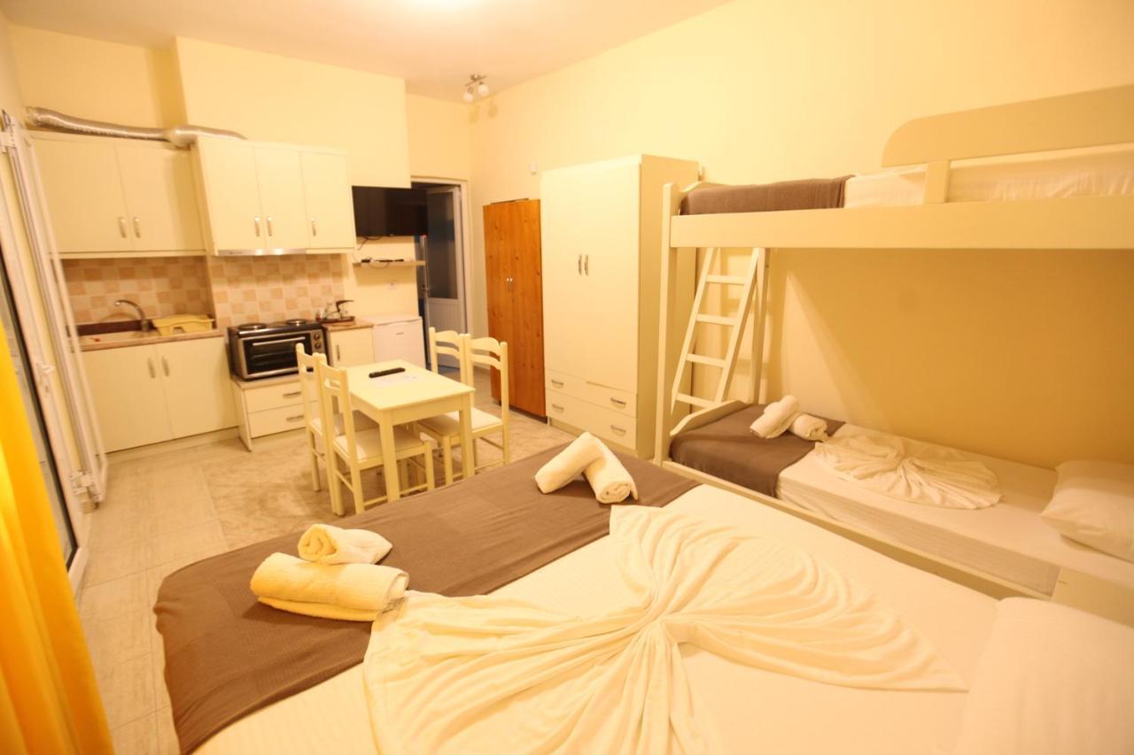 Hotel Prishtina Sarandë 외부 사진