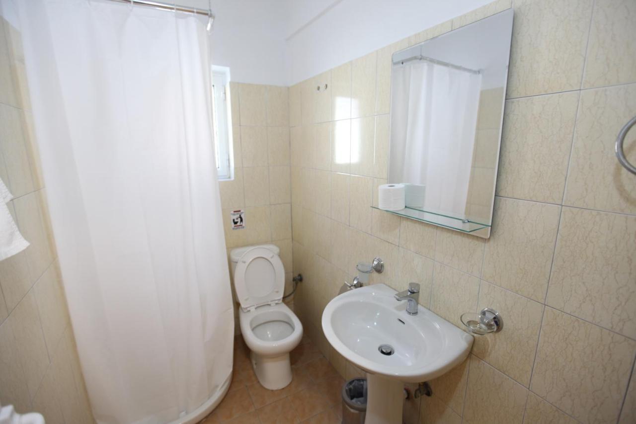 Hotel Prishtina Sarandë 외부 사진