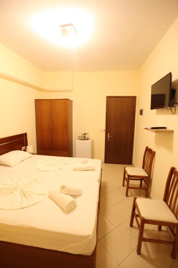 Hotel Prishtina Sarandë 외부 사진