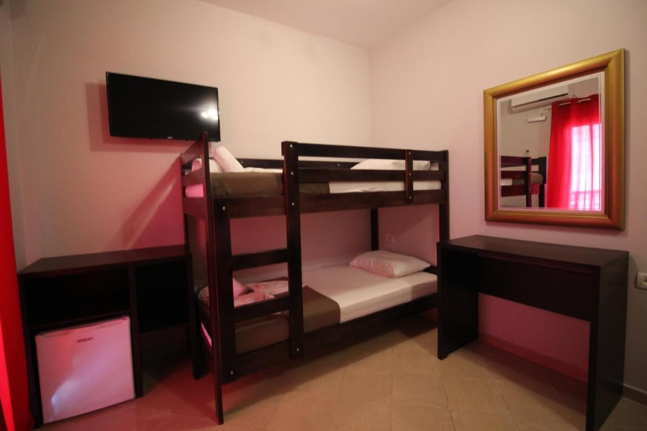 Hotel Prishtina Sarandë 외부 사진