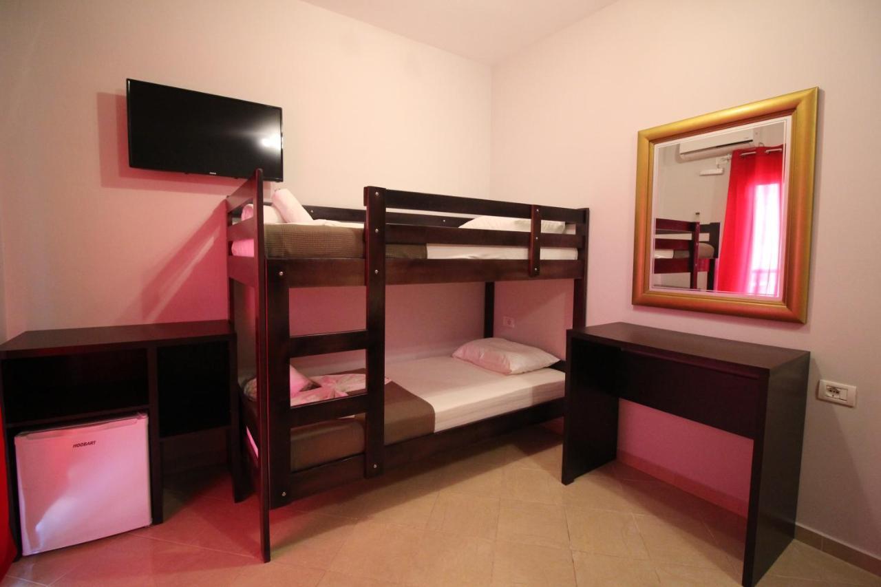 Hotel Prishtina Sarandë 외부 사진