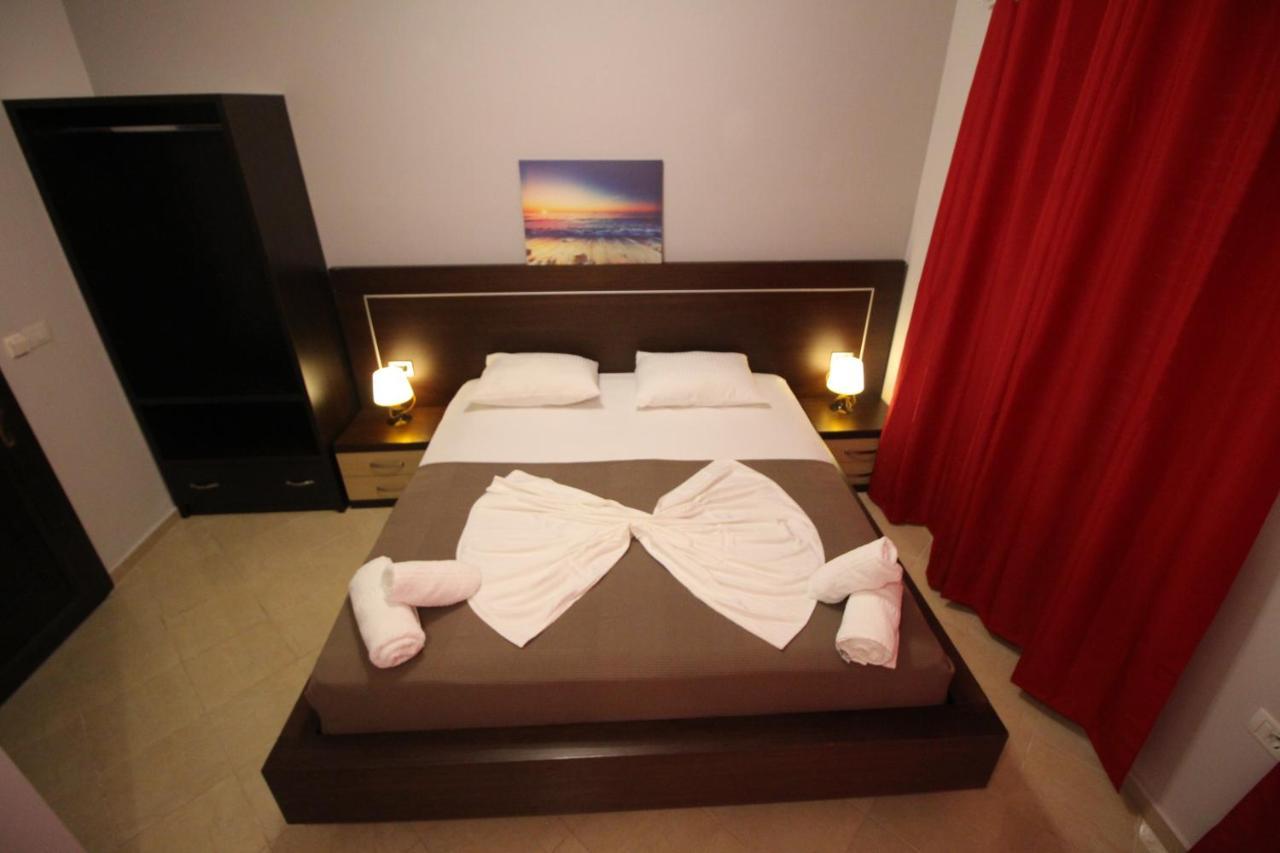 Hotel Prishtina Sarandë 외부 사진